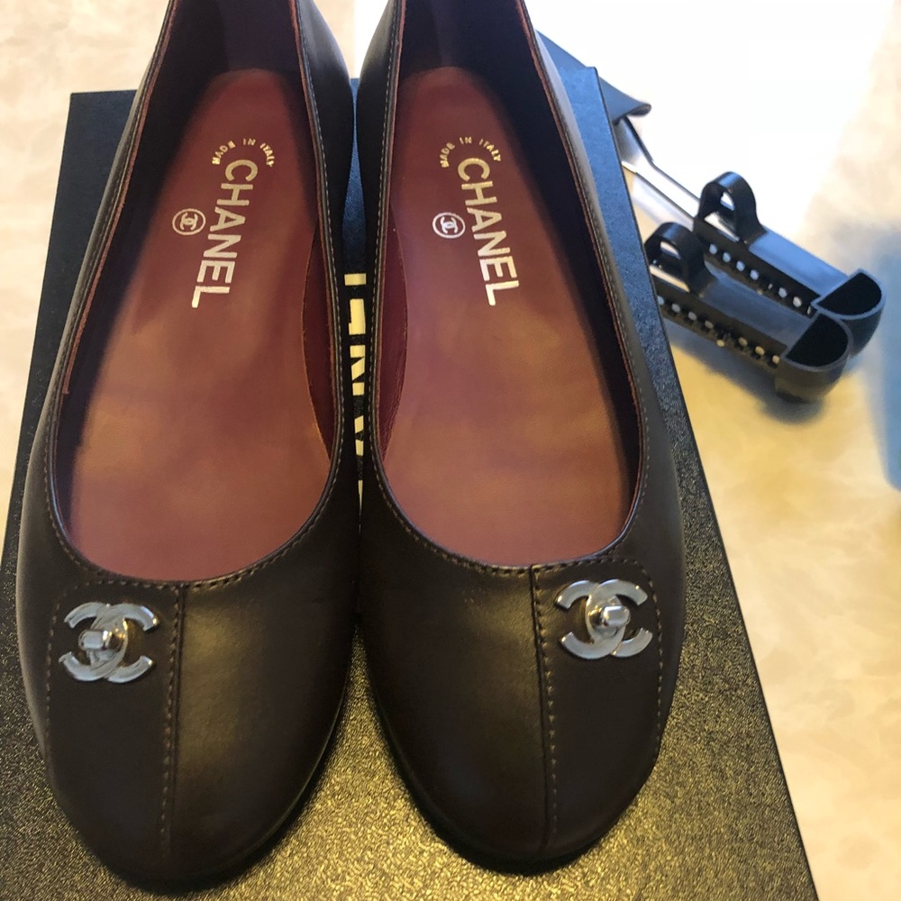 37C authentic Chanel flat shoes - Picture 4 of 7